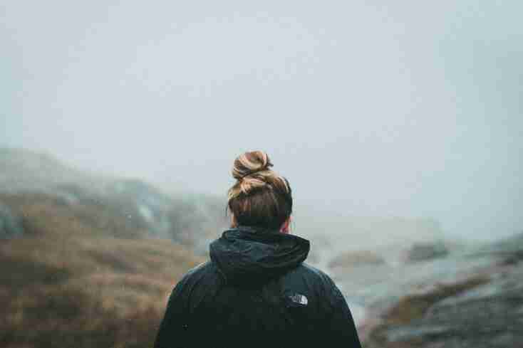 怎么挤螨虫？痘痘里面挤出来的白色东西是皮脂还是螨虫